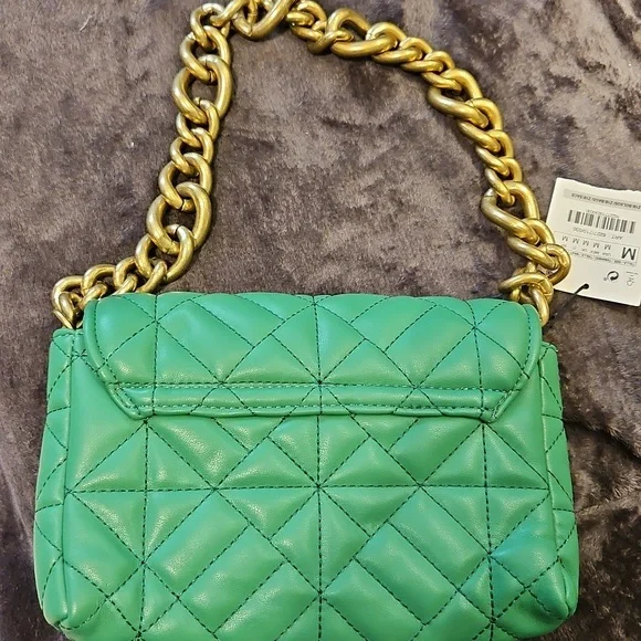 NWT Zara Medium Bag 9.5 x Sz 6.5 inches with gold Chain handle - Picture 2 of 5